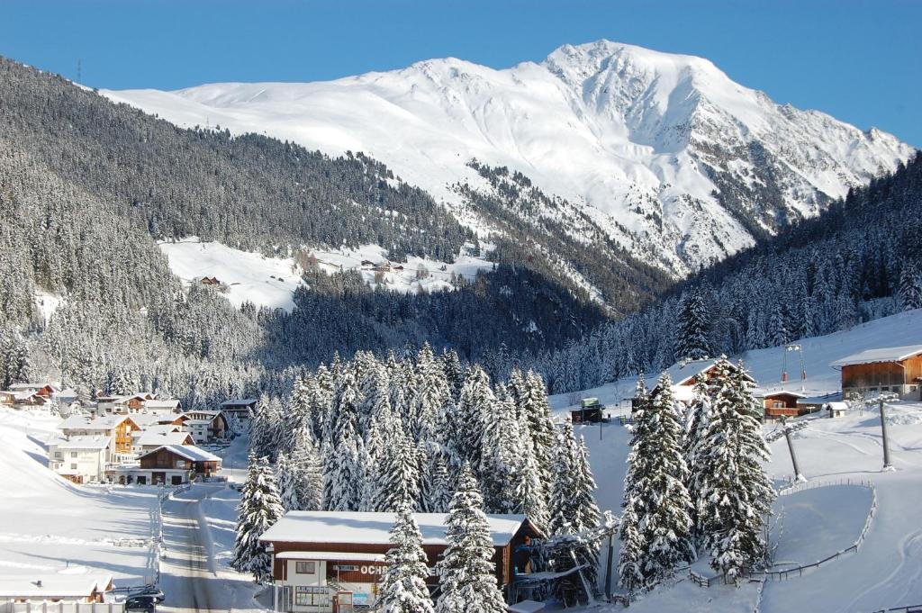 Hotel Gasthof Waldesruh Oetz Zewnętrze zdjęcie